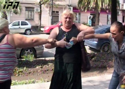Участница акции беженцев пыталась совершить самосожжение