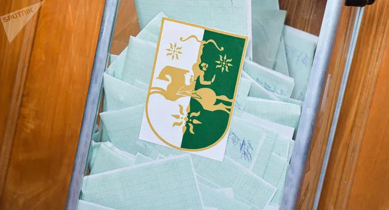 So-called Abkhazian central electoral commission registers three “presidential” candidates