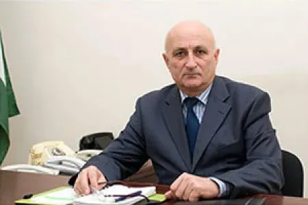 В штабе Аслана Бжания заявляют, что они потребуют переноса выборов, если Бжания не сможет принять в них участия