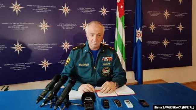 აფხაზეთის ე.წ. საგანგებო სიტუაციების მინისტრი - საქართველოს დახმარება ჩვენთვის მიუღებელია, რუსეთისგან დახმარების თხოვნის საჭიროება არ დგას