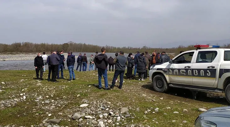 მდინარე ენგურიდან მაშველებმა 3 ადამიანის ცხედარი ამოიყვანეს, ისინი საქართველოს ხელისუფლების კონტროლირებად ტერიტორიაზე გადმოსვლას გალიდან ცდილობდნენ