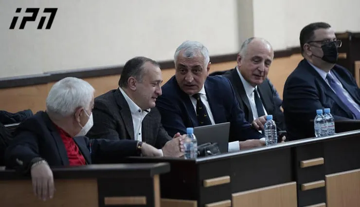 სააპელაციო სასამართლომ მამუკა ხაზარაძის, ბადრი ჯაფარიძისა და ავთანდილ წერეთელის საქმეზე საქალაქო სასამართლოს გადაწყვეტილება ძალაში დატოვა