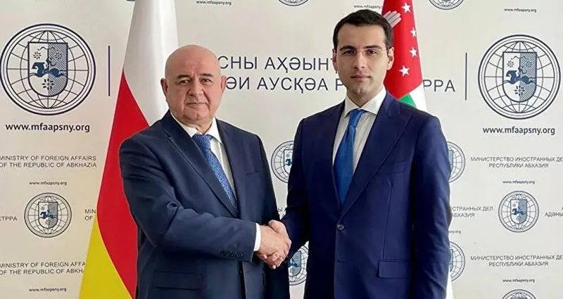 ოკუპირებული აფხაზეთი და ცხინვალი საქართველოს ხელისუფლებას მოუწოდებენ, „აღიაროს მათი დამოუკიდებლობა და სუვერენიტეტი“