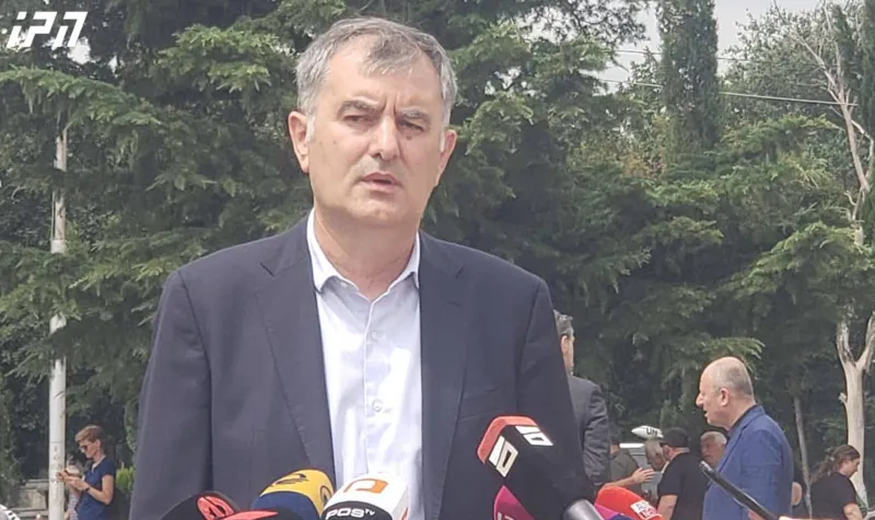 სოზარ სუბარი - „ნაციონალური მოძრაობის“ წევრები მუხათგვერდის სასაფლაოზე 7 აგვისტოს იმიტომ  მოიპარებიან, რომ დაღუპულთა ოჯახებს თვალებში ვერ უყურებენ
