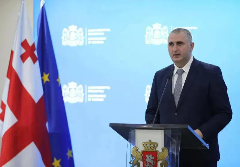 Министр финансов считает, что сегодня нет необходимости пересматривать визовый режим с Россией
