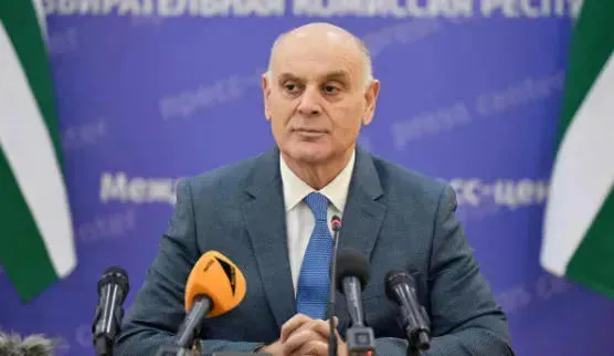 ასლან ბჟანია - ვლადიმერ პუტინთან შეხვედრაზე სამომავლოდ, საკავშირო სახელმწიფოში აფხაზეთის შესაძლო მონაწილეობაზე ვისაუბრეთ