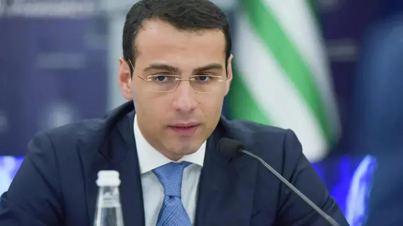 Inal Ardzinba: Mr. Saakashvili, this fool, forgive me for this expression, wants revenge, but there will be no revenge - let's draw conclusions and make serious decisions in time