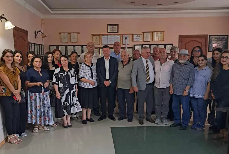 ოკუპირებული აფხაზეთიდან გადმოსული როლანდ აჟიბას ჩართულობით, აჭარაში „აფხაზური კულტურის ცენტრი“ იხსნება