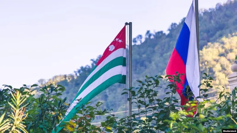 ოკუპირებულ აფხაზეთში რუსეთისა და ბელარუსის საკავშირო სახელმწიფოსთან შეერთების საკითხს განიხილავენ