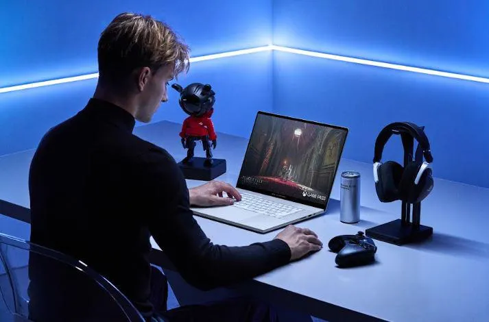 Один из самых мощных и компактных игровых ноутбуков 2024 года: ROG Zephyrus G16—шаг в будущее