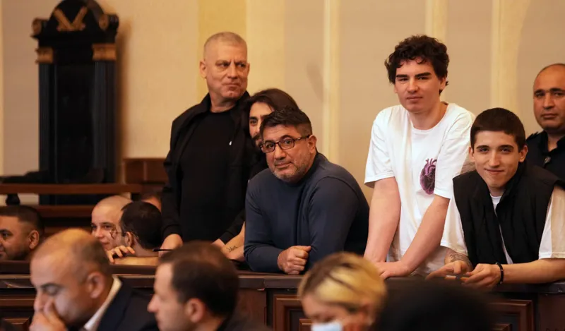 ვეფხია კასრაძე მოწმე გამომძიებელს ვიდეომასალაზე - რატომ არ დანიშნეთ ხმის ექსპერტიზა, რატომ ვზივარ ციხეში?
