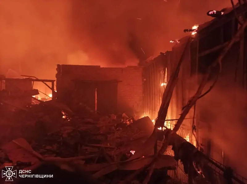 Российские войска осуществили атаку БПЛА на Чернигов, погибло 5 человек, в том числе ребенок