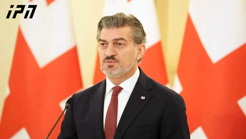 მიხეილ ყაველაშვილი - საქართველოსა და ბელარუსს შორის შემიძლია ძალიან ბევრი განსხვავება დაგისახელოთ: ბუნებით, ჰაერით, ტემპერატურით, პოლიტიკური შეხედულებით, ძალიან ბევრი განსხვავება არსებობს