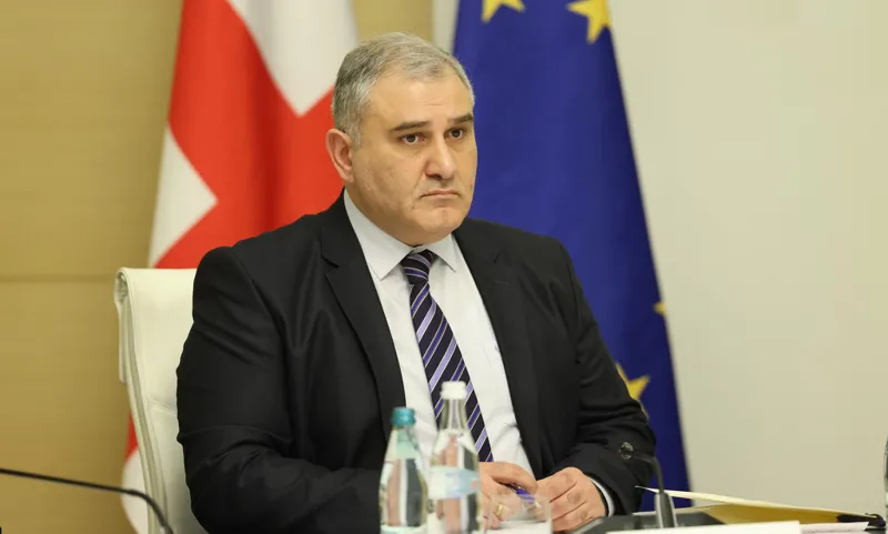 ჯანდაცვის მინისტრმა ბრძანება გამოსცა იმ პირობების შესახებ, რის შესაბამისადაც დევნილ ოჯახებზე საცხოვრებელი ფართის ნაცვლად ფულადი კომპენსაცია გაიცემა