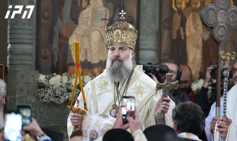 სვეტიცხოვლობის დღესასწაულთან და საქართველოში ქრისტიანობის სახელმწიფო რელიგიად გამოცხადების 1700 წლისთავთან დაკავშირებით სვეტიცხოველში წირვა მიმდინარეობს, რომელსაც შიო III აღავლენს