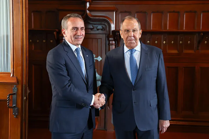 Following a meeting with Sergey Lavrov, so-called Foreign Minister of occupied Abkhazia states that relations with Russia are at an "all-time high"