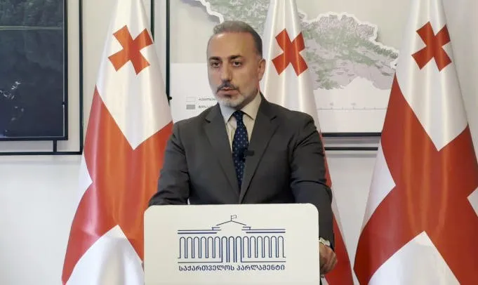 გიორგი შარაშიძე - ფსკერის ფსკერზე იმყოფება „ქართული ოცნება“ - არ გამოვა, რომ კორუფციაზე პასუხისმგებლობა მხოლოდ ყოფილ თანაგუნდელებს გადააბრალონ, ეს ამბავი არც რუხაძეზე გაჩერდება და არც სხვაზე, ეს სია გრძელია