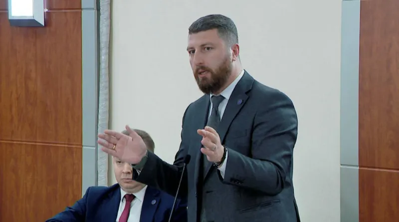Арчил Гордуладзе – Мы не имеем права оставить будущим поколениям государство, в котором будут не защищены основы конституционного строя – Запретом „Национального движения“ и его ответвлений демократия сама защитит себя