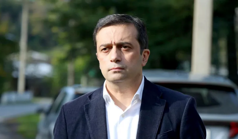 სახალხო დამცველი დავით ფეიქრიშვილის მიმართ განხორციელებული სავარაუდო ძალადობის ფაქტზე იუსტიციის სამინისტროს გენერალურ ინსპექციაში დაწყებული გამოძიების პროკურატურისთვის დაქვემდებარებას მიესალმება
