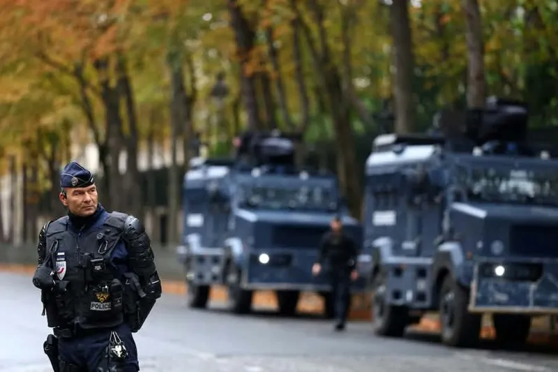 Reuters - დღევანდელი საპროტესტო აქციების წინ საფრანგეთში 70 000 პოლიციელია მობილიზებული