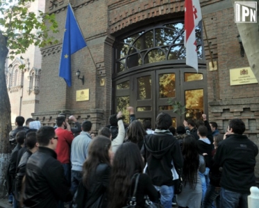 თბილისის 8 საჯარო სკოლის დირექტორები თანამდებობიდან გაათავისუფლეს