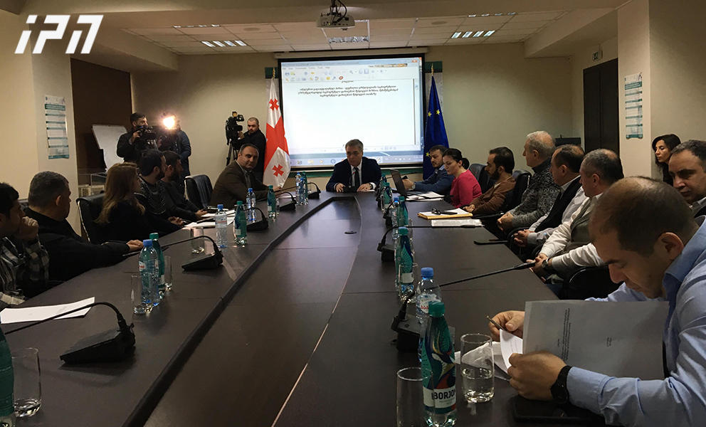 ჯანდაცვის სამინისტრო დევნილი ოჯახებისთვის მენაშენეებისგან 700-ზე მეტ ბინას კონკურსის წესით შეისყიდის