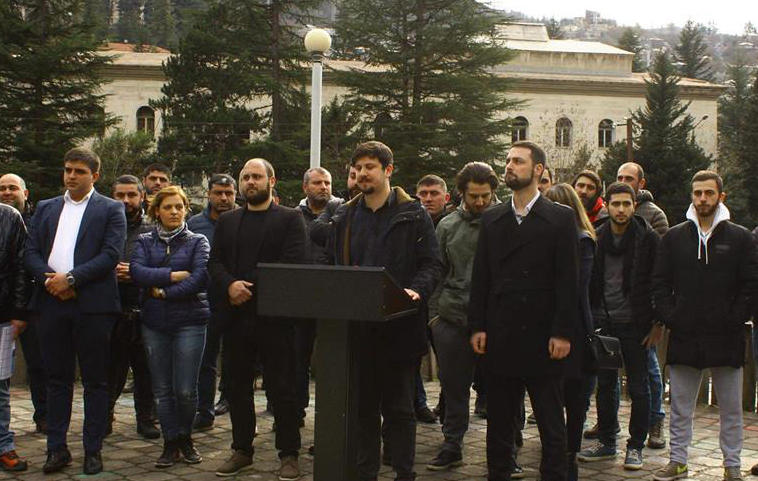 ჭიათურაში აქცია „მოიშორე ტალახი“ გაიმართა