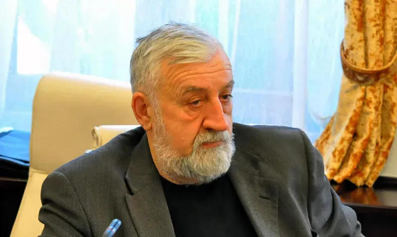 ვახტანგ ძაბირაძე - თუ ხელისუფლება და ოპოზიცია მეორე ტურის უკეთ გასაკონტროლებლად კონკრეტულ მექანიზმებზე ვერ შეთანხმდნენ, მაშინ გამოვა, რომ ორივე მხარე შეგნებულად მიდის ვითარების გამწვავებაზე