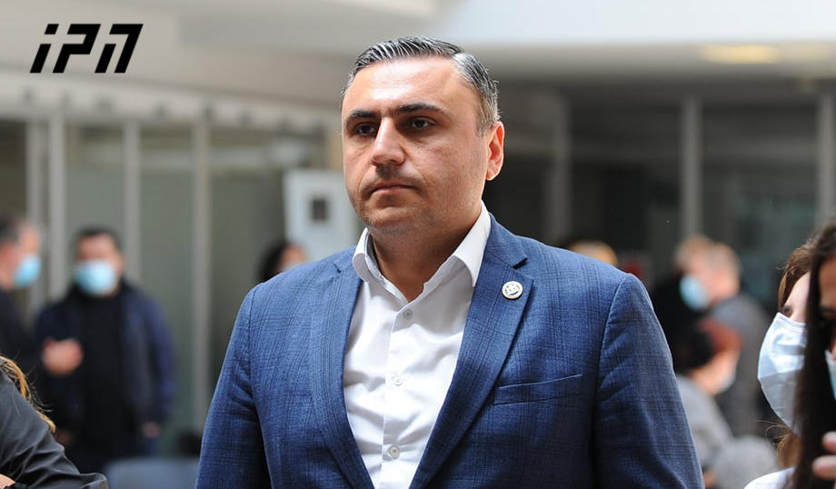 დავით მათიკაშვილი გახარიაზე - ამ პიროვნებამ ყველაფერი გააკეთა, რომ ქვეყნის და ხალხის წინააღმდეგ სახე კარგად გამოეჩინა - მისი განცხადებები „სასაცილოა, სატირალი რომ არ იყოს“