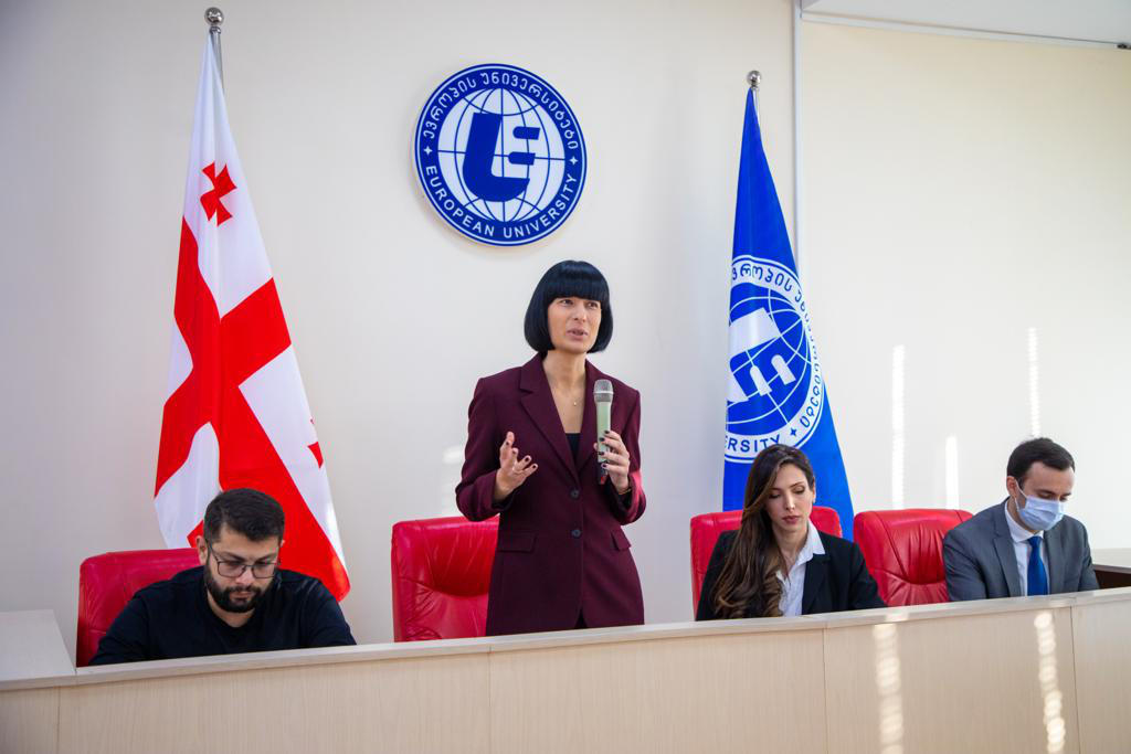 “ევროპის უნივერსიტეტში" პოლიტიკის დოკუმენტის - "ევროპული ღირებულებების სწავლება საქართველოს სკოლებში” - პრეზენტაცია გაიმართა