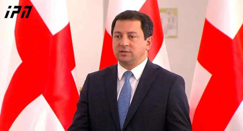 არჩილ თალაკვაძე - „ნაციონალური მოძრაობის“ დეპუტატებმა გააკეთეს პირდაპირი აღიარება, რომ ემზადებიან არჩევნების მეორე დღისთვის და წინასაარჩევნო პერიოდს განიხილავენ, როგორც რევოლუციისთვის მოსამზადებელს