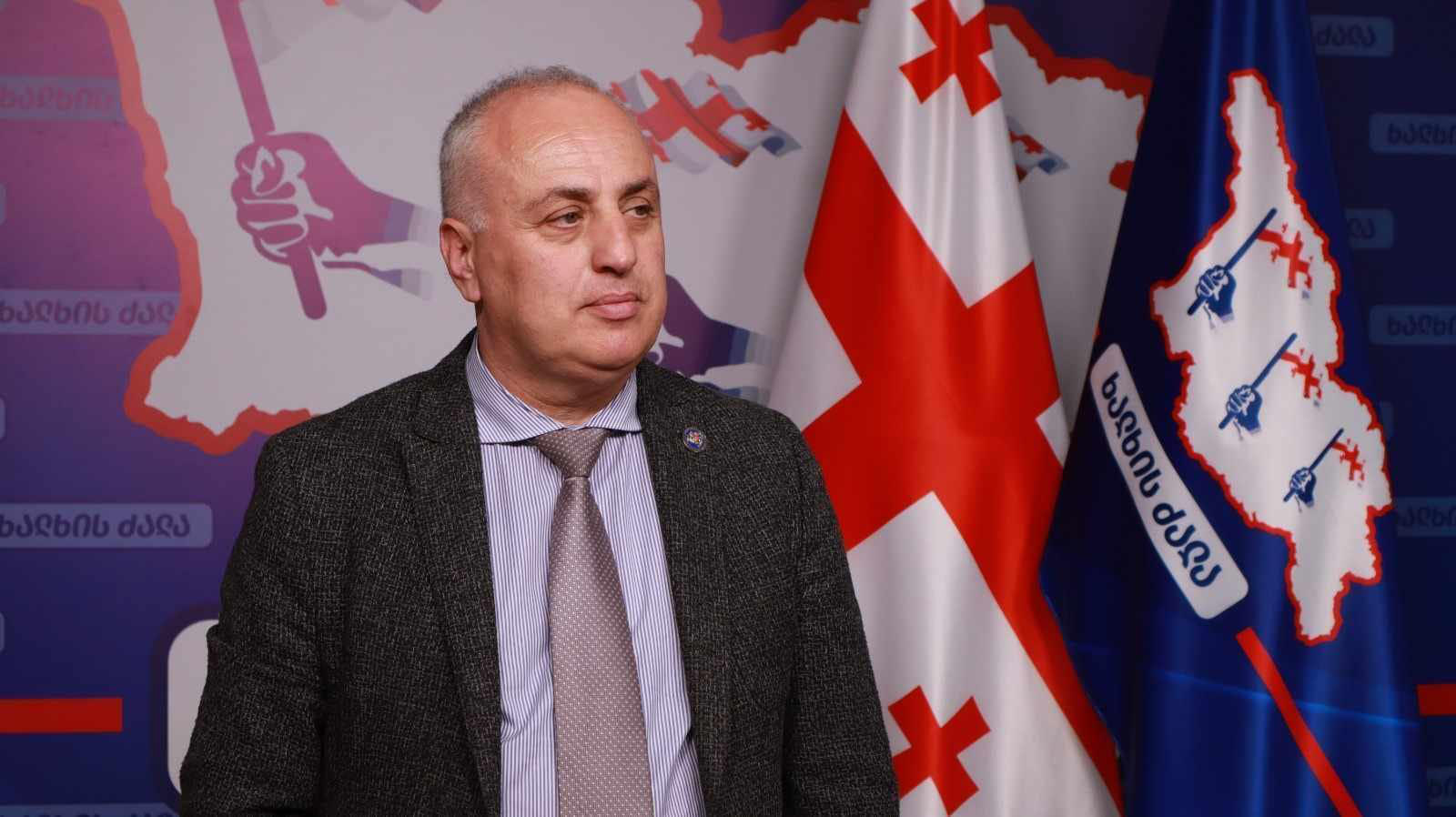 დიმიტრი ხუნდაძე - ავანსცენაზე გამოვიდნენ მწამებლები, მევახშეები, უსამშობლოები და წარმოდგენას დგამენ, თითქოს „ლელო“ „ნაცმოძრაობას“ ემიჯნება, პრეზიდენტი მესამე ძალას ქმნის და გახარია „ზურგით დგას“ რადიკალურ ოპოზიციასთან - ეს ყველაფერი უნიჭო სატყუარაა
