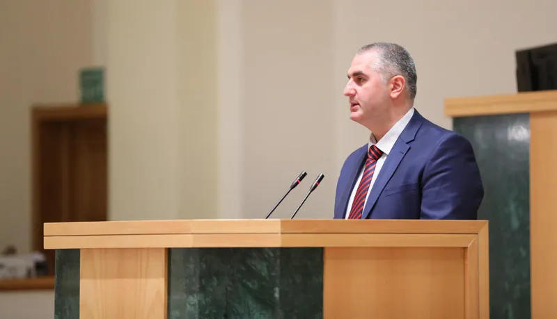ფინანსთა მინისტრის ანგარიში - 2023 წელს, სათამაშო ბიზნესიდან სახელმწიფო ბიუჯეტში მობილიზებულია 890 მლნ ლარი - აკრძალულ პირთა სიაშია 1 487 861, დამოკიდებულ პირთა სიაში კი 12 864 ადამიანი