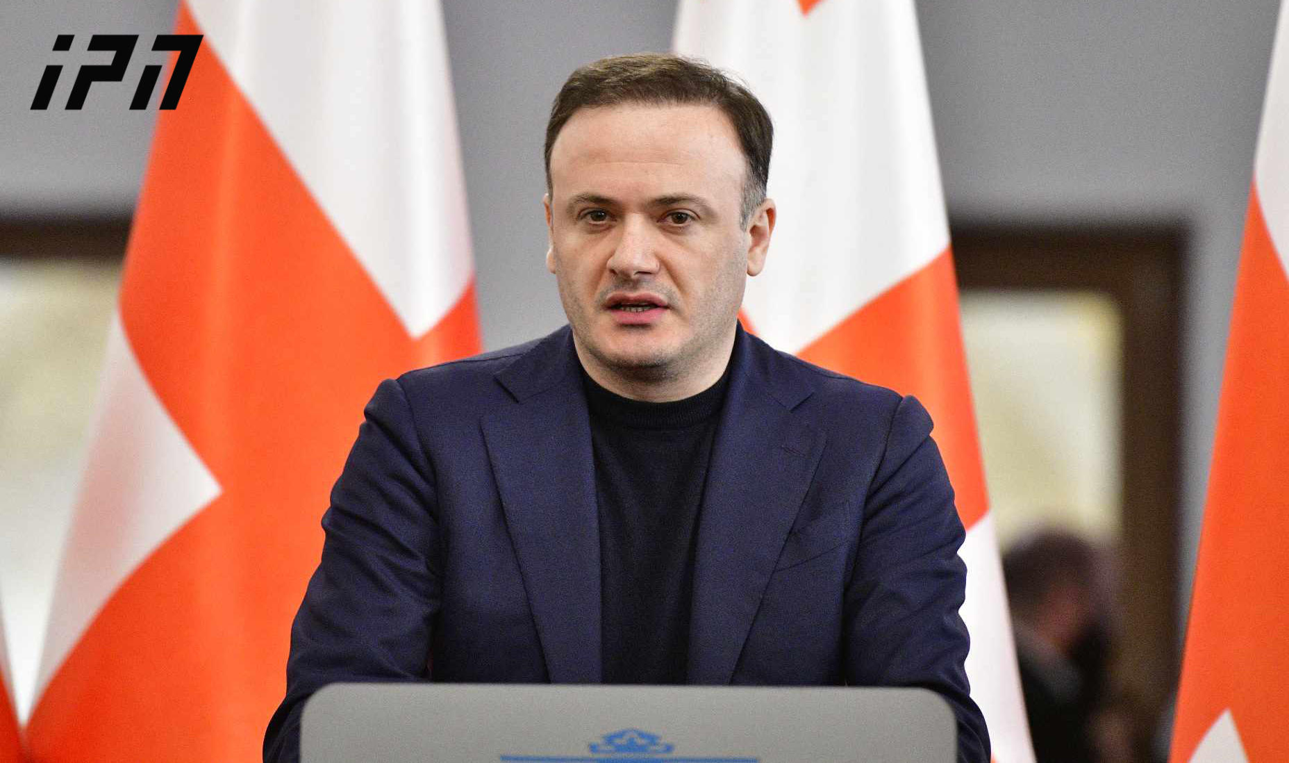 ირაკლი ზარქუა „ლელოს“ დაპირებაზე - სანქცია უნდა დავუწესოთ რუსეთსო - 0,03-ია ჩვენი სანქცია რუსეთის ეკონომიკისთვის და აქეთ მინუს 10 პროცენტი, რაც გვქონდა პენსია, იმასაც ვერ დავარიგებდით და შენ ამ დროს 1000-ლარიან პენსიას ეუბნები, აპრიორი ატყუებ