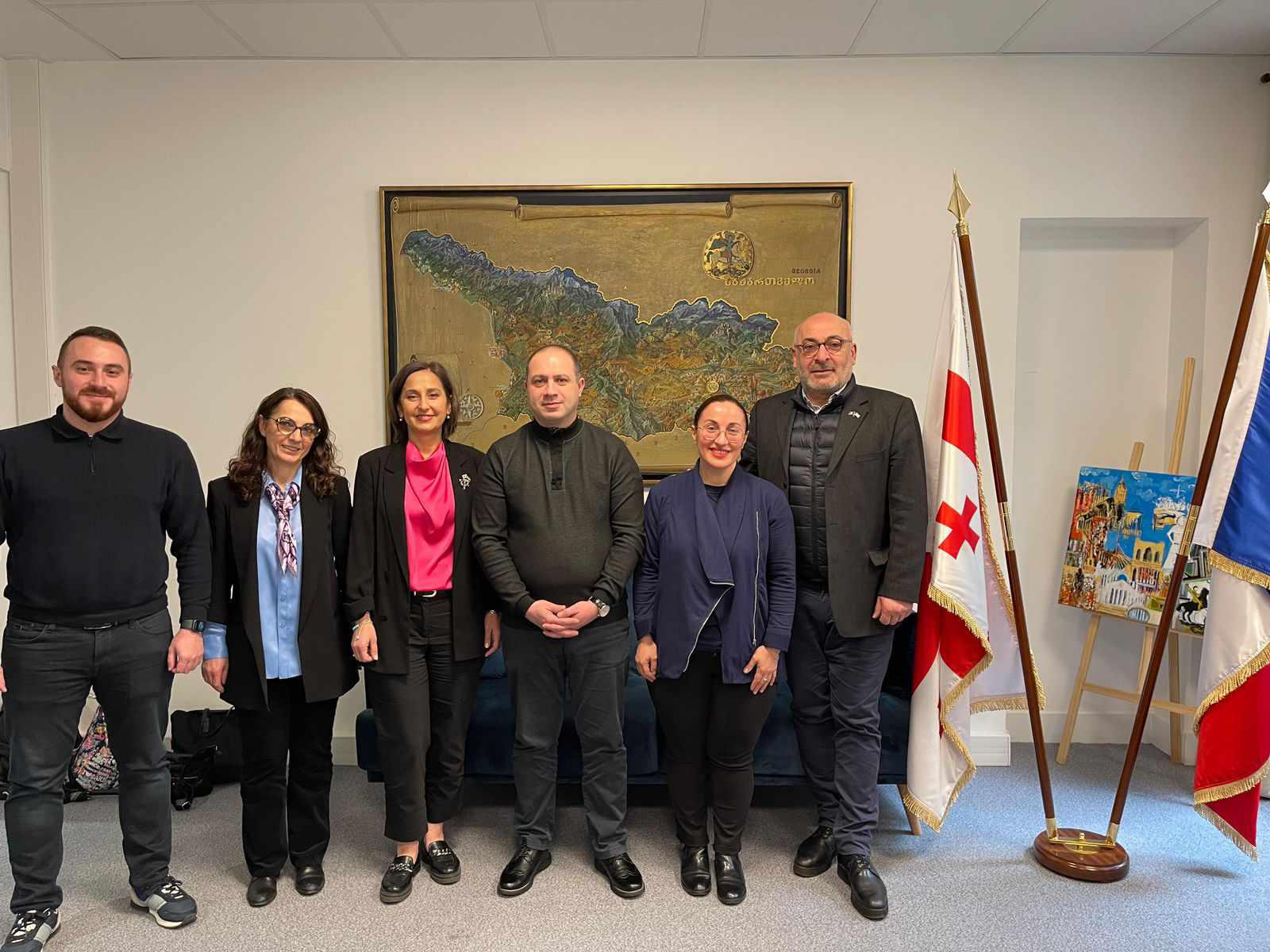 გივი მიქანაძემ საფრანგეთში საკვირაო სკოლების ხელმძღვანელებთან სამუშაო შეხვედრა გამართა