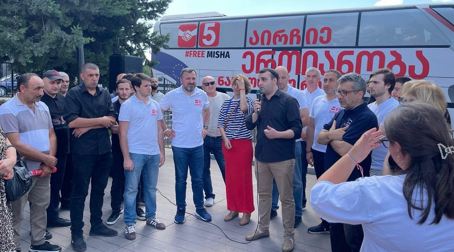 „ერთიანობა - ნაციონალური მოძრაობა” - „ქართული ოცნების" კასპის მაღალჩინოსანი, ყოფილი მერი, „ერთიანობა - ნაციონალურ მოძრაობას“ შეუერთდა