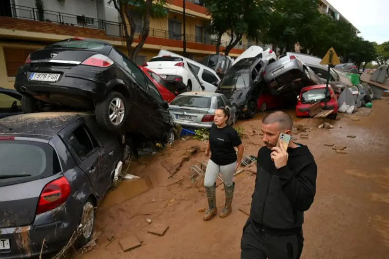 Число погибших в результате наводнения в Испании превысило 200 – К поисково-спасательным работам подключились еще 500 военных