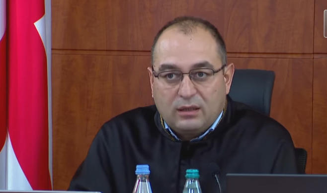 საკონსტიტუციო სასამართლოში ოპოზიციური პარტიების აკრძალვის თაობაზე სარჩელის განხილვა მომდევნო კვირის განმავლობაშიც გაგრძელდება